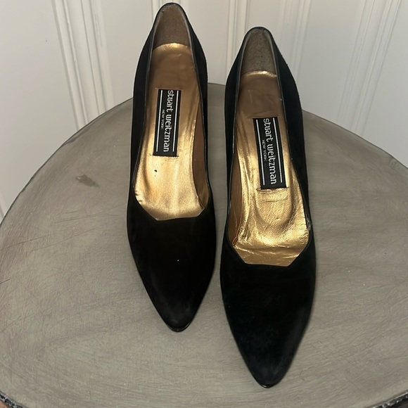 Stuart Weitzman Suede Heels - Picture 2 of 12